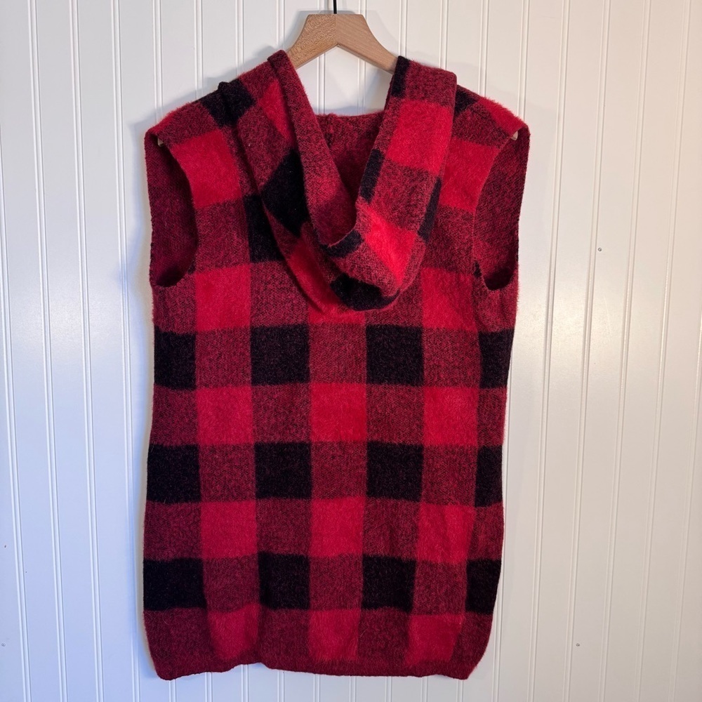 Cyrus Red and Black Buffalo Plaid Open-Front Sleeveless Vest Cardigan Size S - Picture 4 of 9